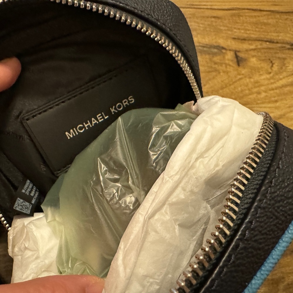 michael kors cooper md sling pack Dusk NWT - Picture 5 of 7